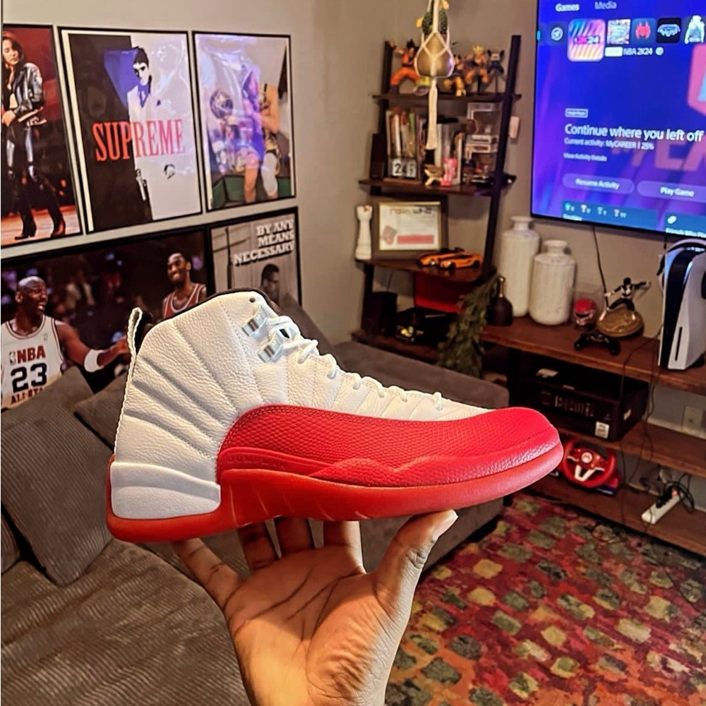 Air Jordan 12 “cherry”